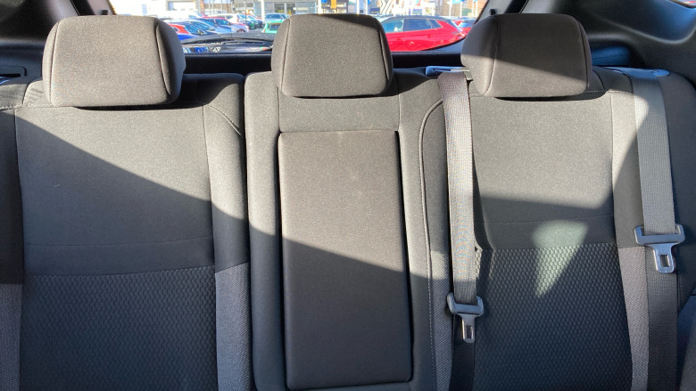 Nissan Qashqai 1.3 DiG-T Acenta Premium 5dr Petrol Hatchback